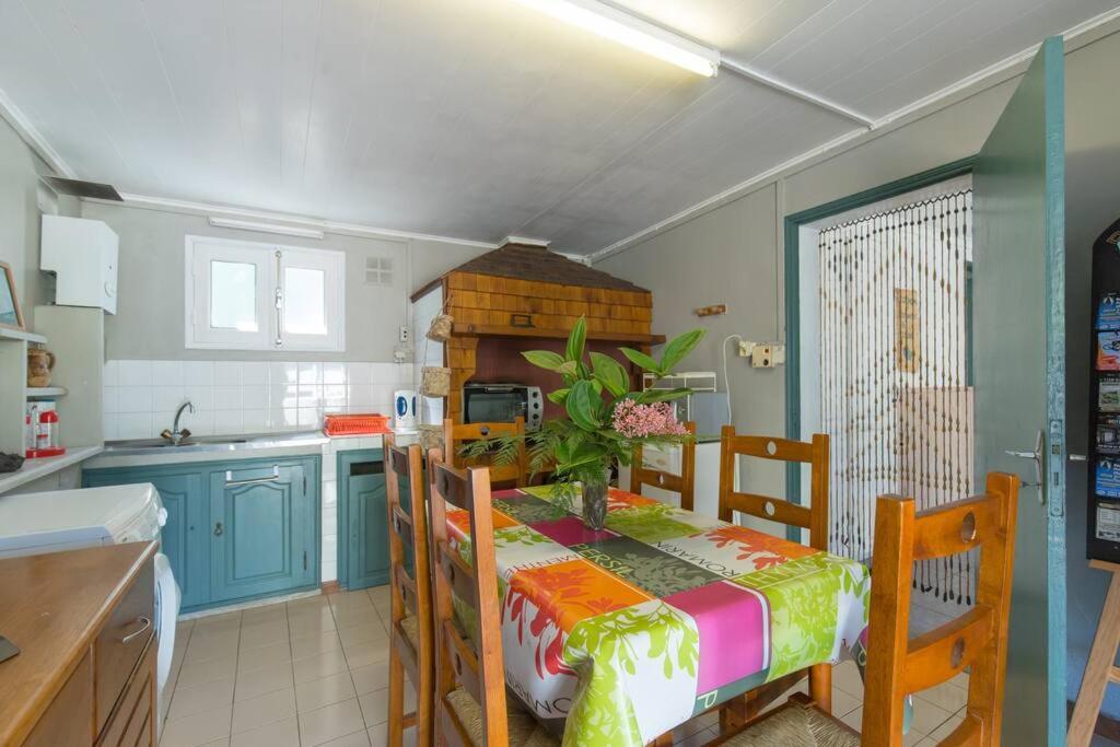 Chez Mamie Bed & Breakfast Les Avirons Exterior foto